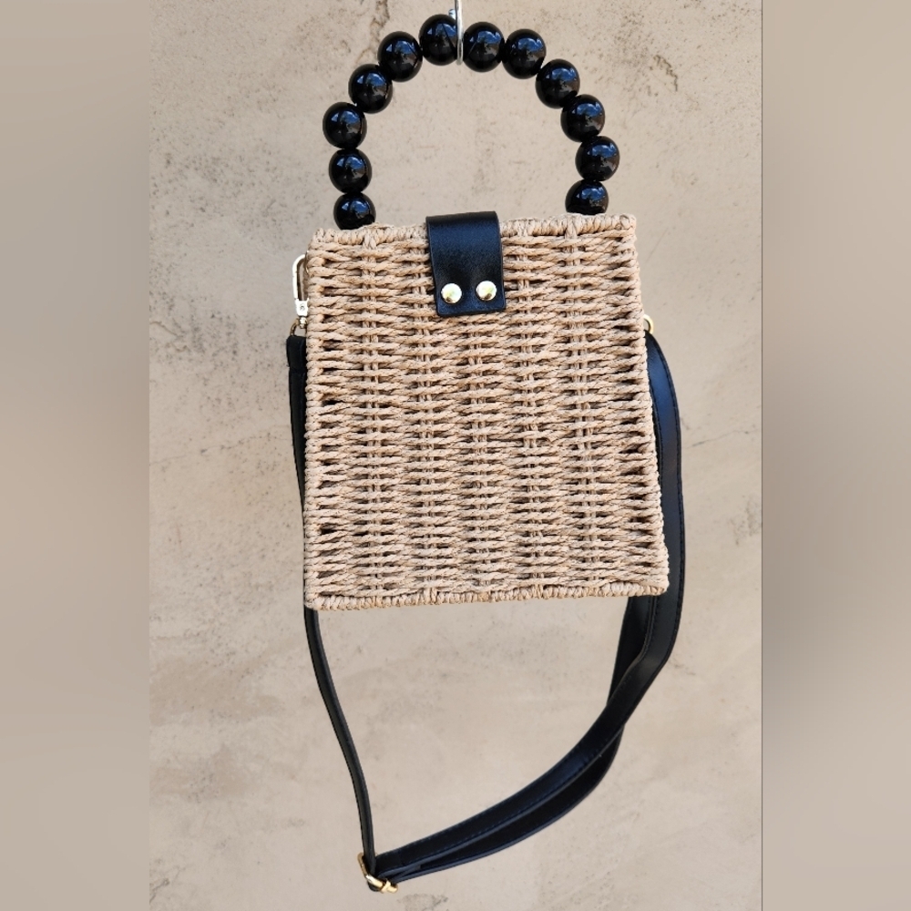 Handwoven Straw 2-Way Bag - Picture 6 of 10